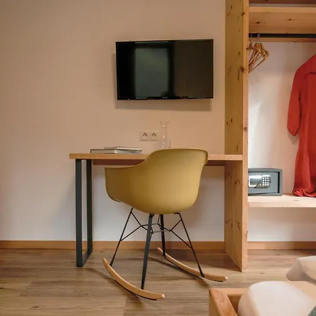 Schoenberg Hotel 3*