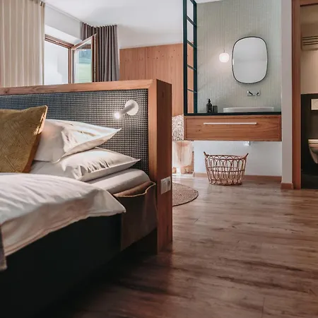 Hotel Schoenberg 3*